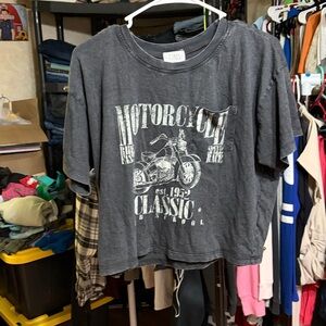 Vintage Motorcycle Graphic  crop Tee in Charcoal